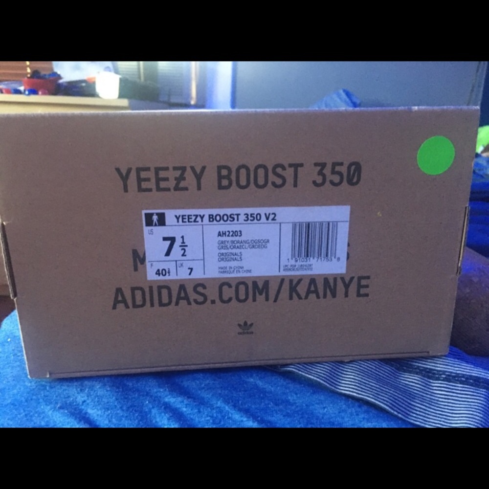 Yeezy Beluga 2.0 350 Boost